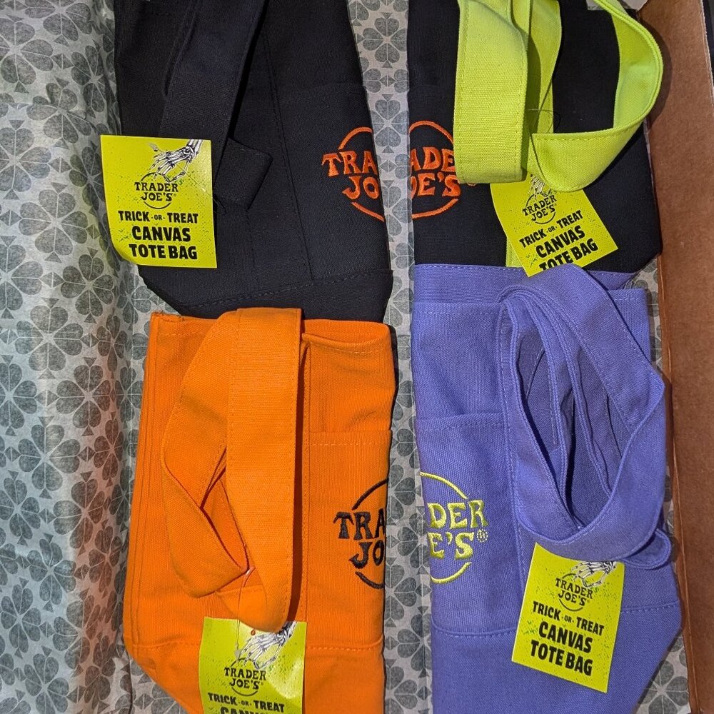 4 NWT Trader Joe's Trick or Treat Mini Totes